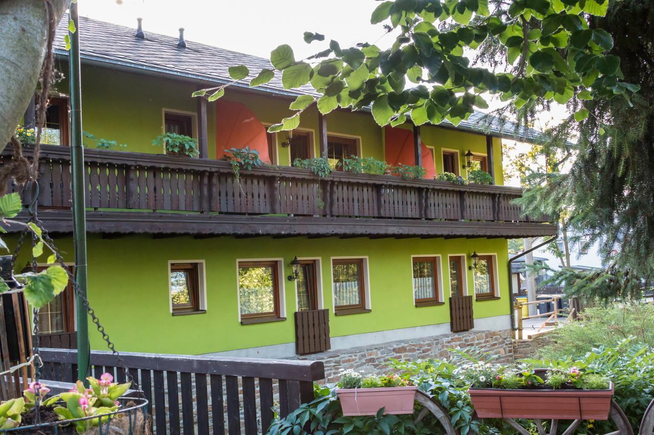 Landgasthof Neitsch شفارتسنبرغ المظهر الخارجي الصورة
